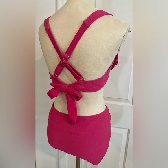 NWOT Time and Tru Solid Popcorn Texture Plus Hot Pink Bikini Swimsuit 2X (20-22) - Picture 9 of 11